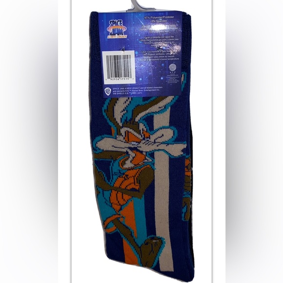 Space Jam Taz & Wile E. Crew Socks 2 Pair Men 6-12 Black Blue Tune Squad Legacy - Picture 3 of 11